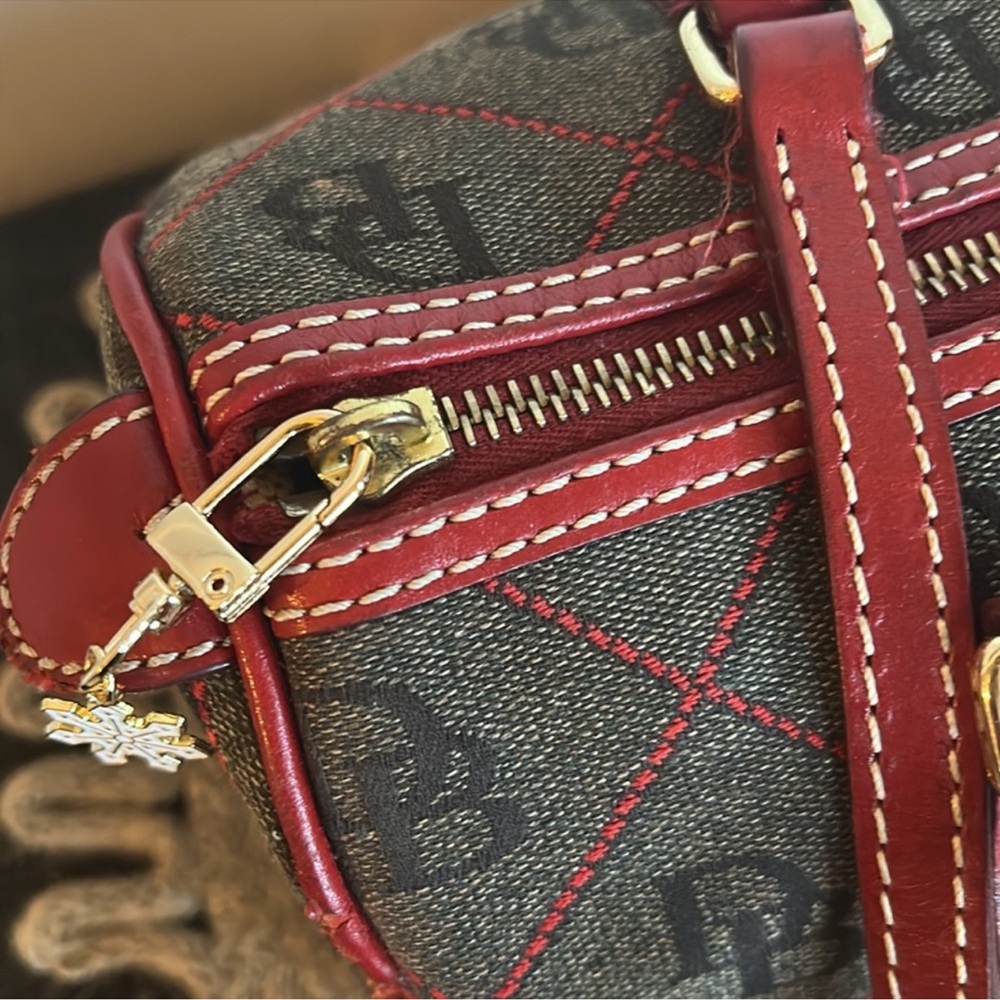 DOONEY & BOURKE Vintage Y2K Canvas and Leather Barrel Shoulder Bag - Picture 2 of 9